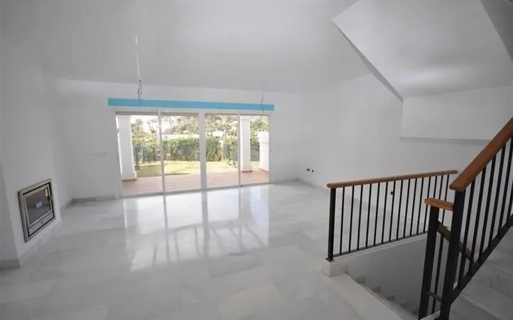 Дом 280м² в Испании, Эстепона. Стоимостью 478323£ аренда фото-6