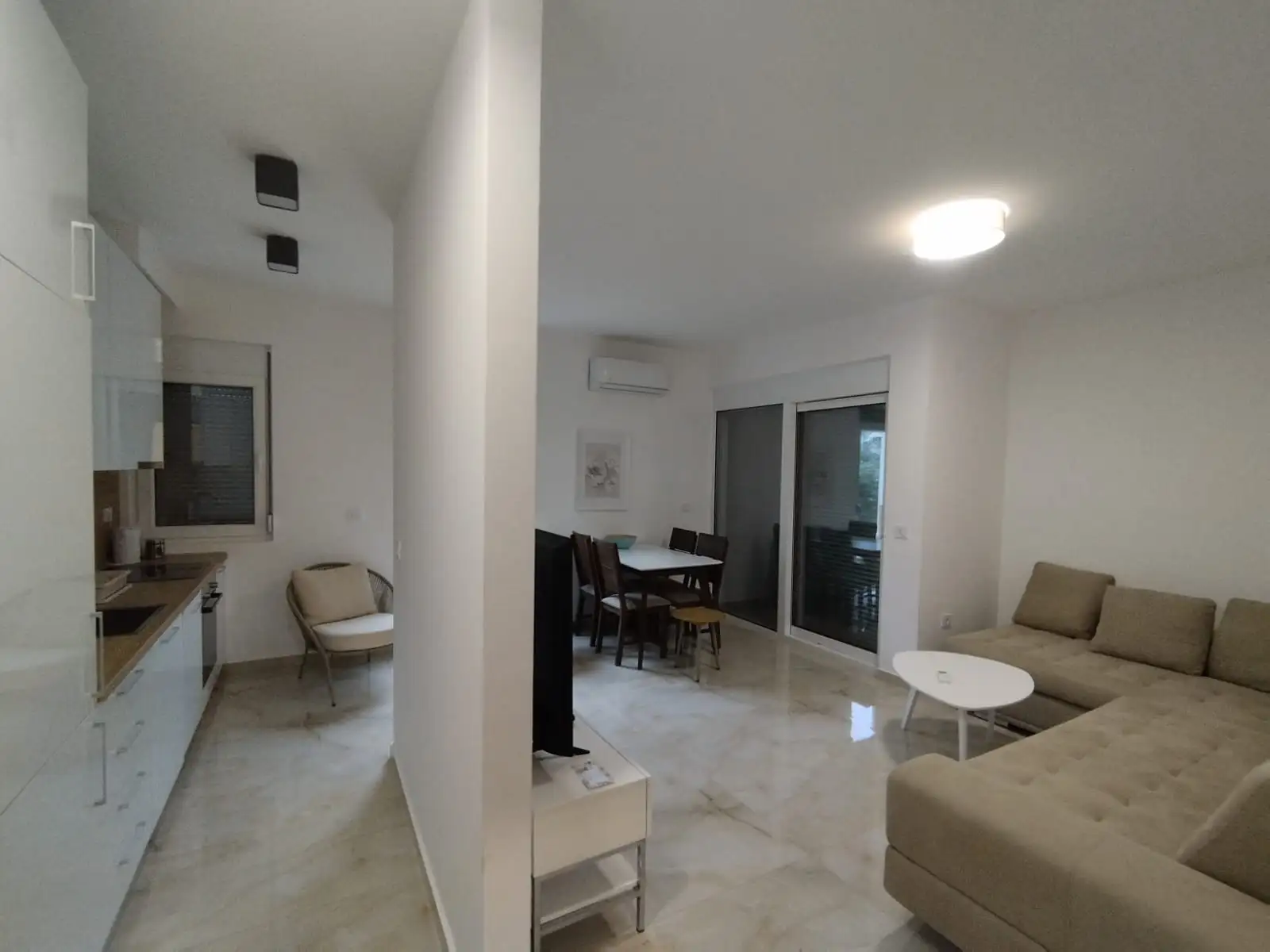 Квартира 46м² в Черногории, Херцег-Нови. Стоимостью 195000€ аренда фото-3