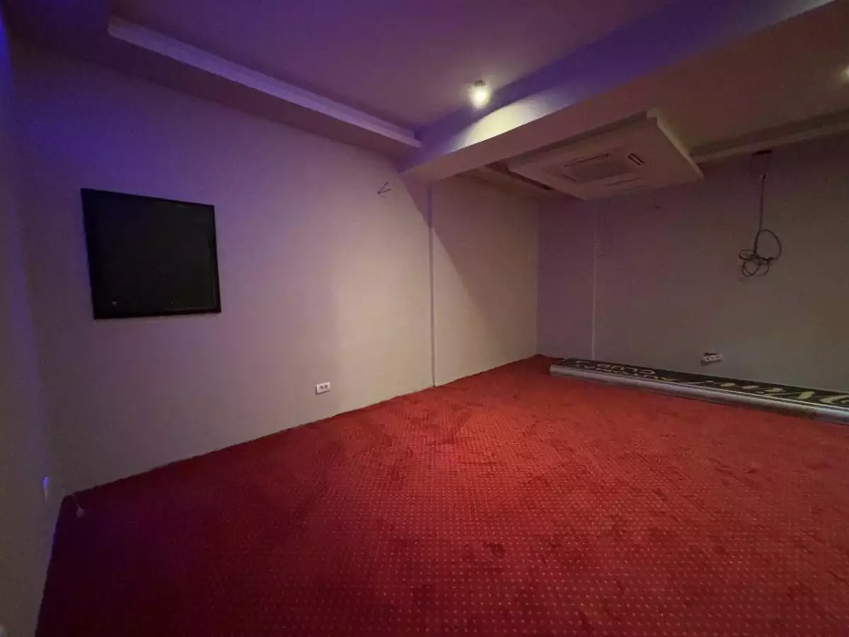 Здание 1м² в Черногории, Тиват. Стоимостью 1870000€ аренда фото-14