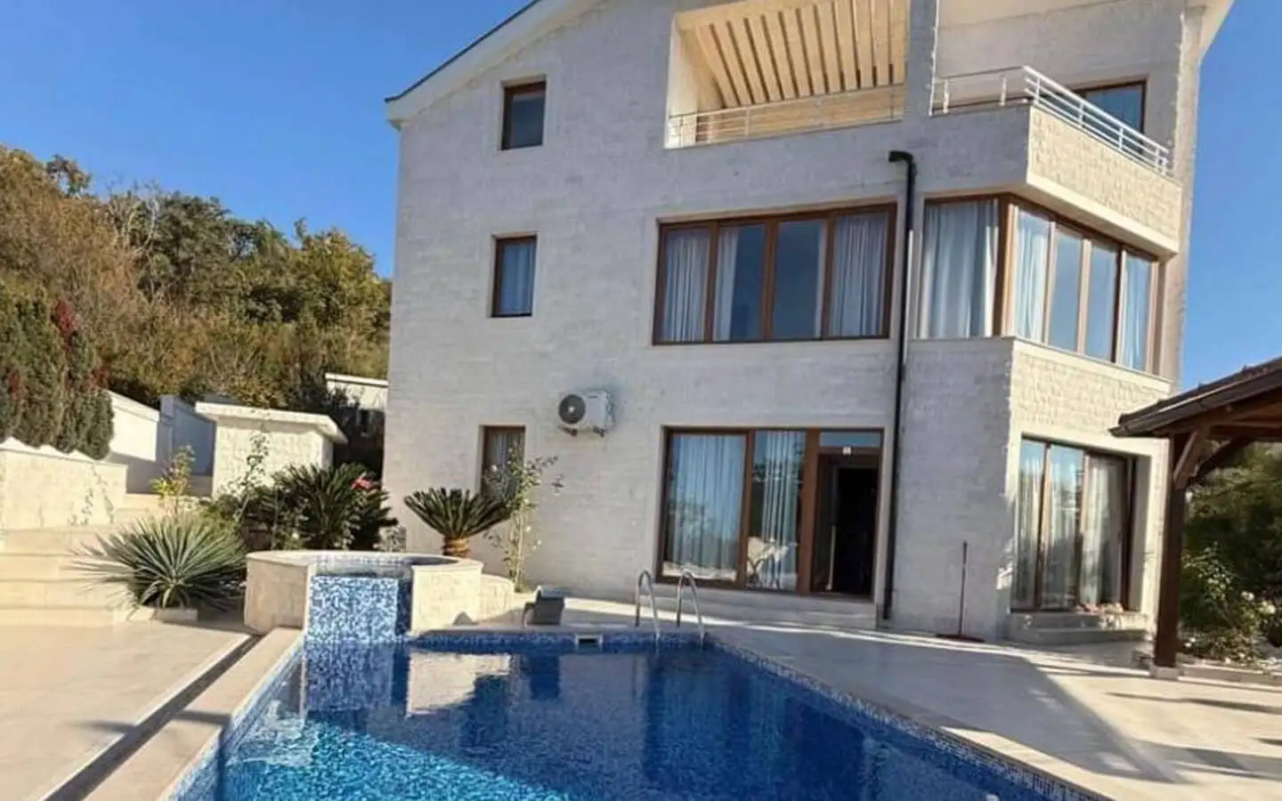 Отель, гостиница 280м² в Черногории, Топла. Стоимостью 550000€ аренда фото-4
