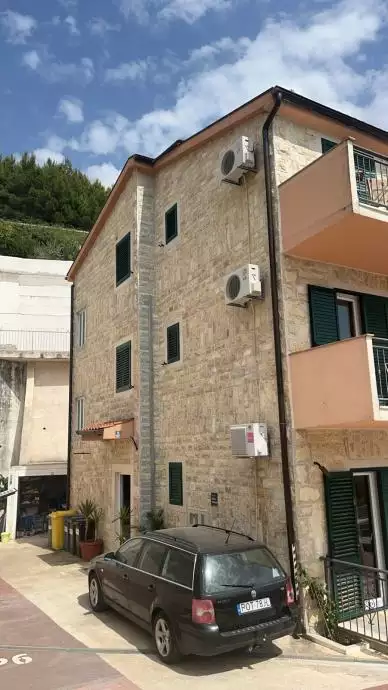 Отель, гостиница 374м² в Хорватии, Омиш. Стоимостью 1700000€ аренда фото-3