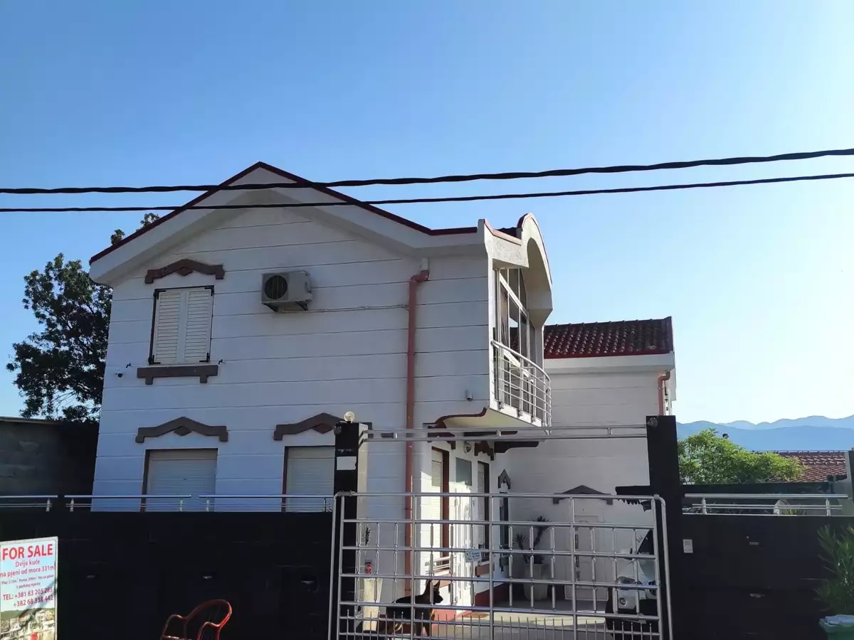 Дом 219м² в Черногории, Крто́ле. Стоимостью 3300000€ аренда фото-1