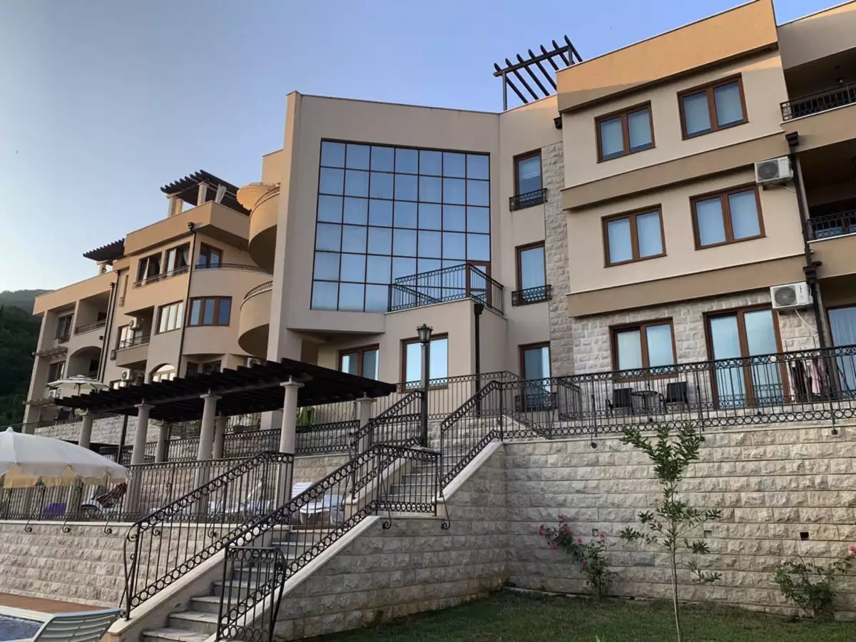 Квартира 95м² в Черногории, Херцег-Нови. Стоимостью 245000€ аренда фото-2