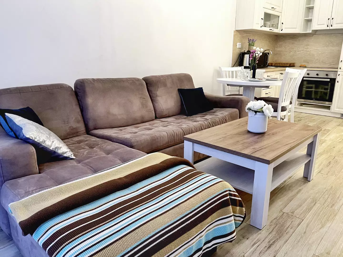 Квартира 32м² в Черногории, Добра Вода. Стоимостью 95000€ аренда фото-3
