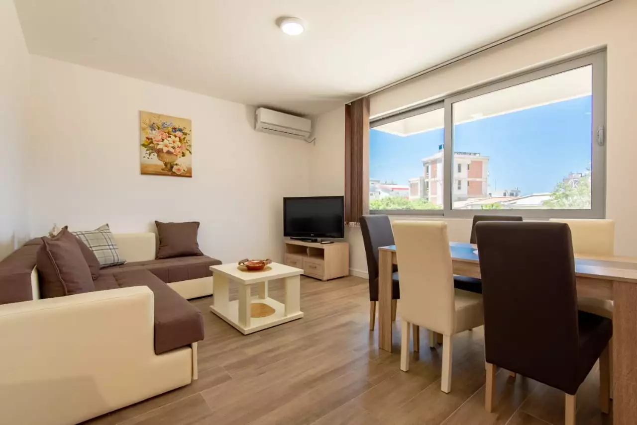 Квартира 60м² в Черногории, Добра Вода. Стоимостью 110000€ аренда фото-1