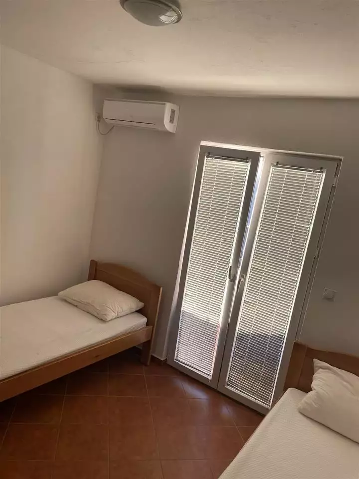 Отель, гостиница 150м² в Черногории, Добра Вода. Стоимостью 198000€ аренда фото-6