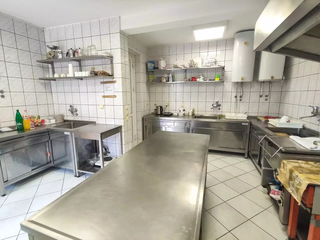Отель, гостиница 681м² в Черногории, Бечичи. Стоимостью 745000€ аренда фото-6