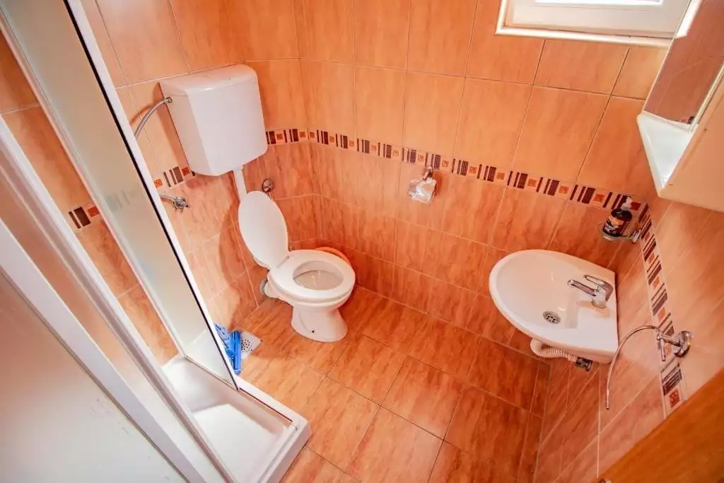 Отель, гостиница 340м² в Черногории, Добра Вода. Стоимостью 300000€ аренда фото-9