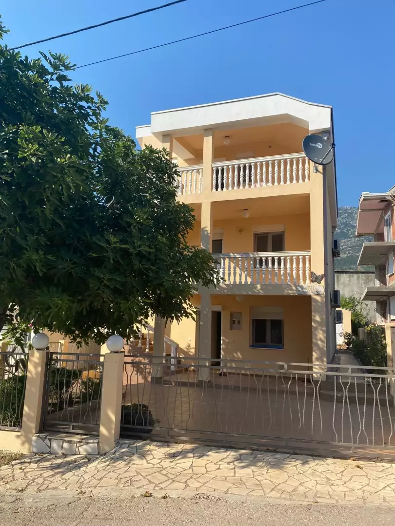 Дом 180м² в Черногории, Добра Вода. Стоимостью 250000€ аренда фото-1