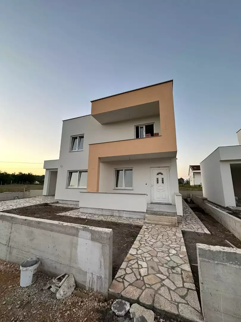 Дом 120м² в Черногории, Улцинь. Стоимостью 180000€ аренда фото-1