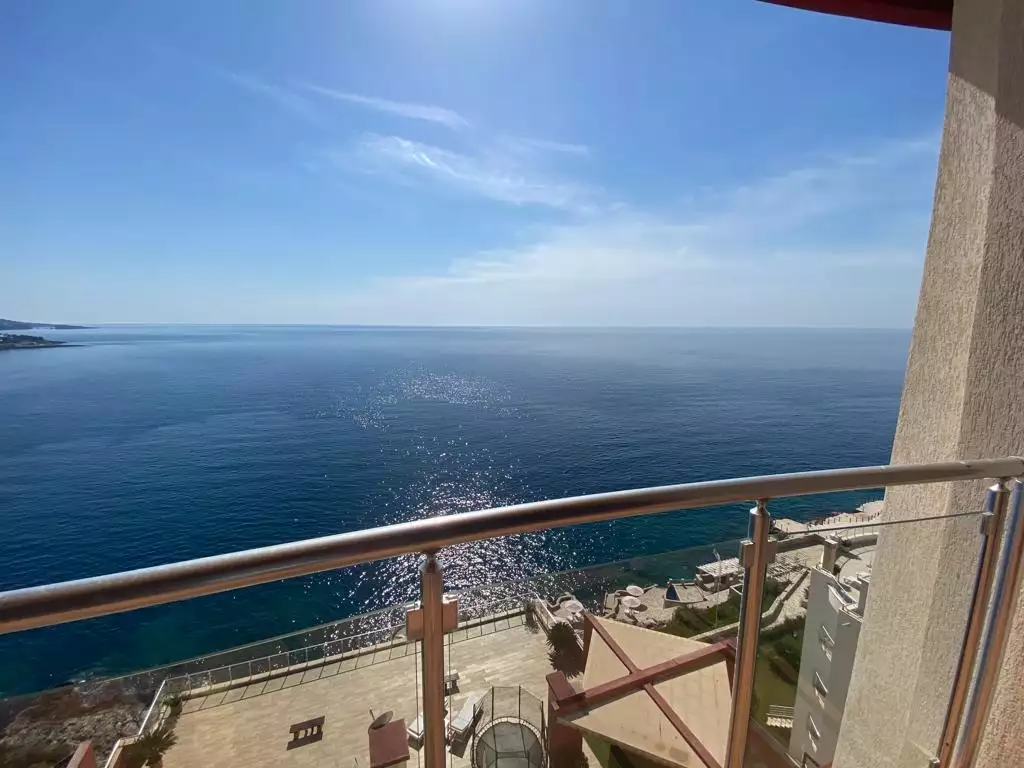 Квартира 227м² в Черногории, Добра Вода. Стоимостью 550000€ аренда фото-1