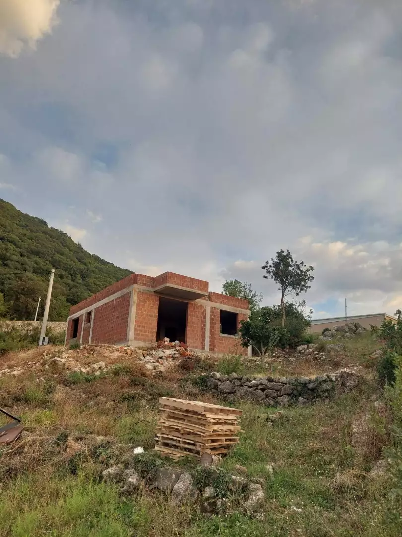Дом 80м² в Черногории, Бар. Стоимостью 80000€ аренда фото-1