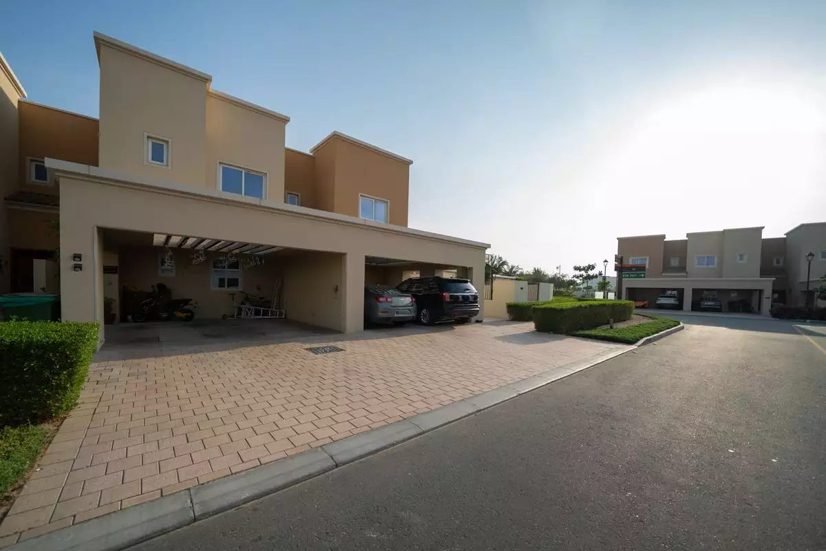 Коттедж 350м² в ОАЭ, Дубай. Стоимостью 788000€ аренда фото-1