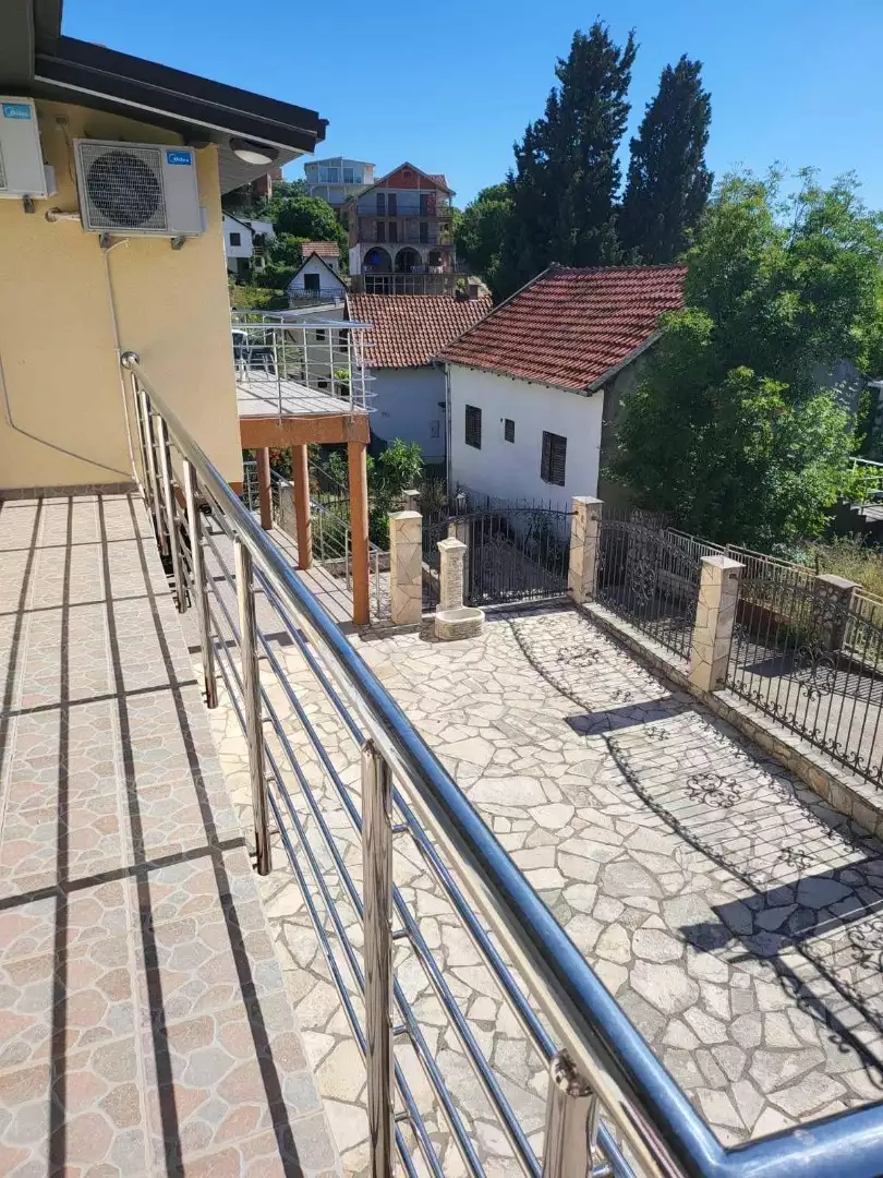 Отель, гостиница 188м² в Черногории, Утеха. Стоимостью 210000€ аренда фото-10