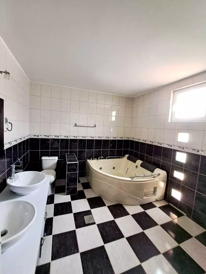 Дом 320м² в Черногории, Утеха. Стоимостью 230000€ аренда фото-11