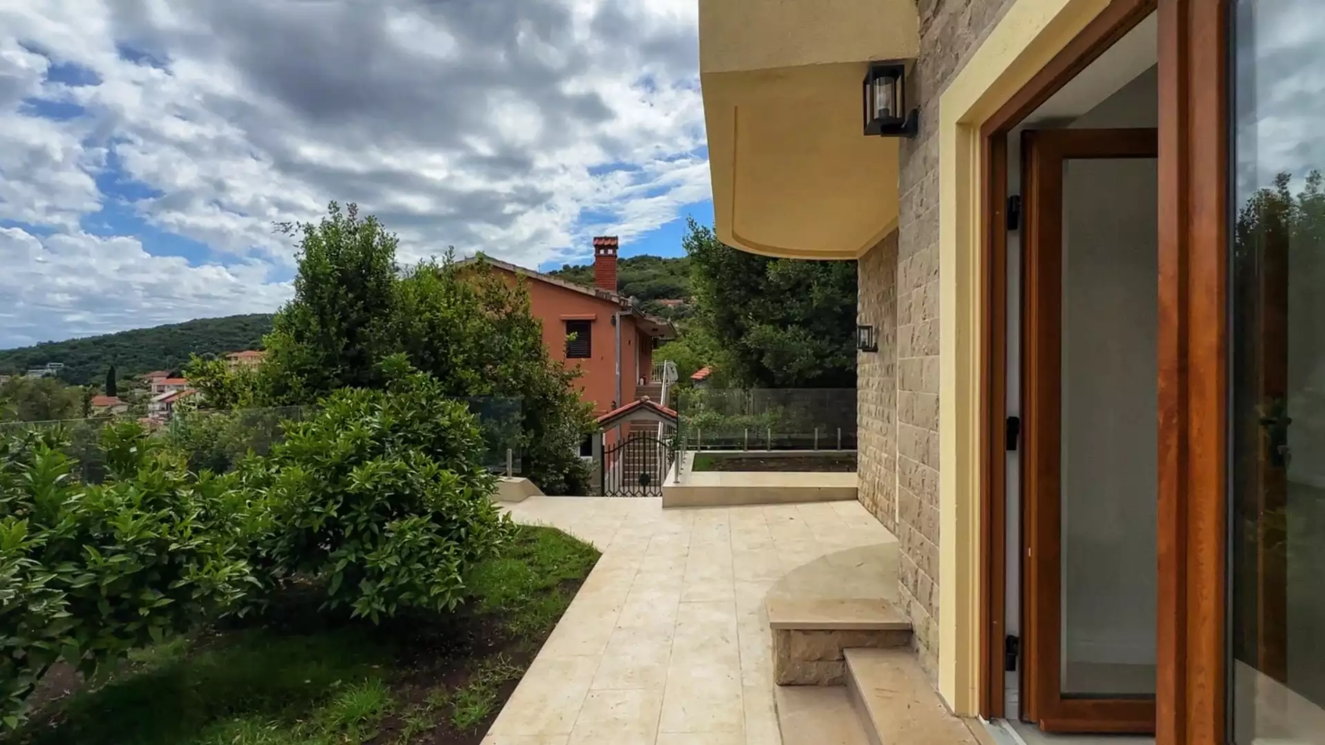 Квартира 36м² в Черногории, Каменари. Стоимостью 145000€ аренда фото-37