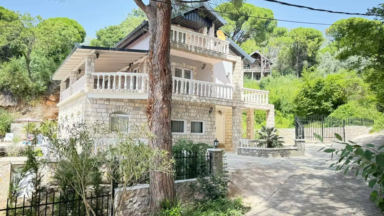 Дом 320м² в Черногории, Бар. Стоимостью 390000€ аренда фото-1
