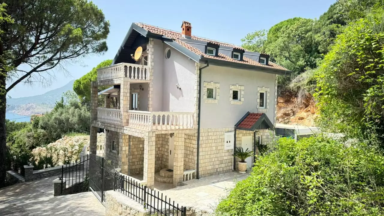 Дом 320м² в Черногории, Бар. Стоимостью 390000€ аренда фото-4