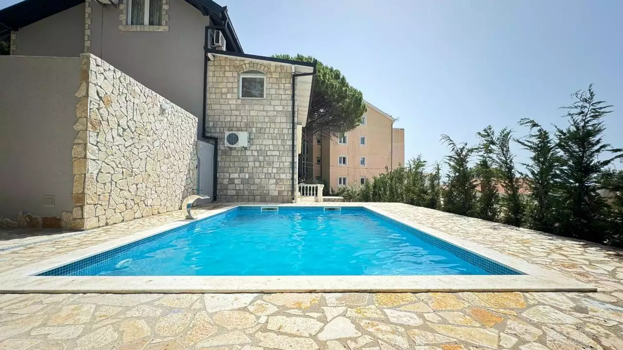 Дом 320м² в Черногории, Бар. Стоимостью 390000€ аренда фото-5