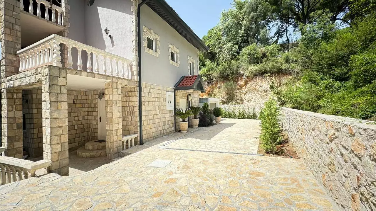 Дом 320м² в Черногории, Бар. Стоимостью 390000€ аренда фото-7