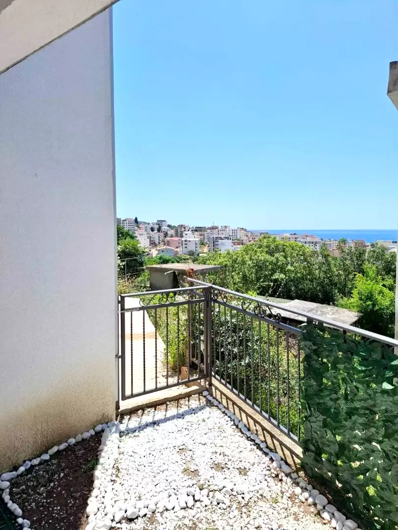 Квартира 54м² в Черногории, Добра Вода. Стоимостью 113000€ аренда фото-8