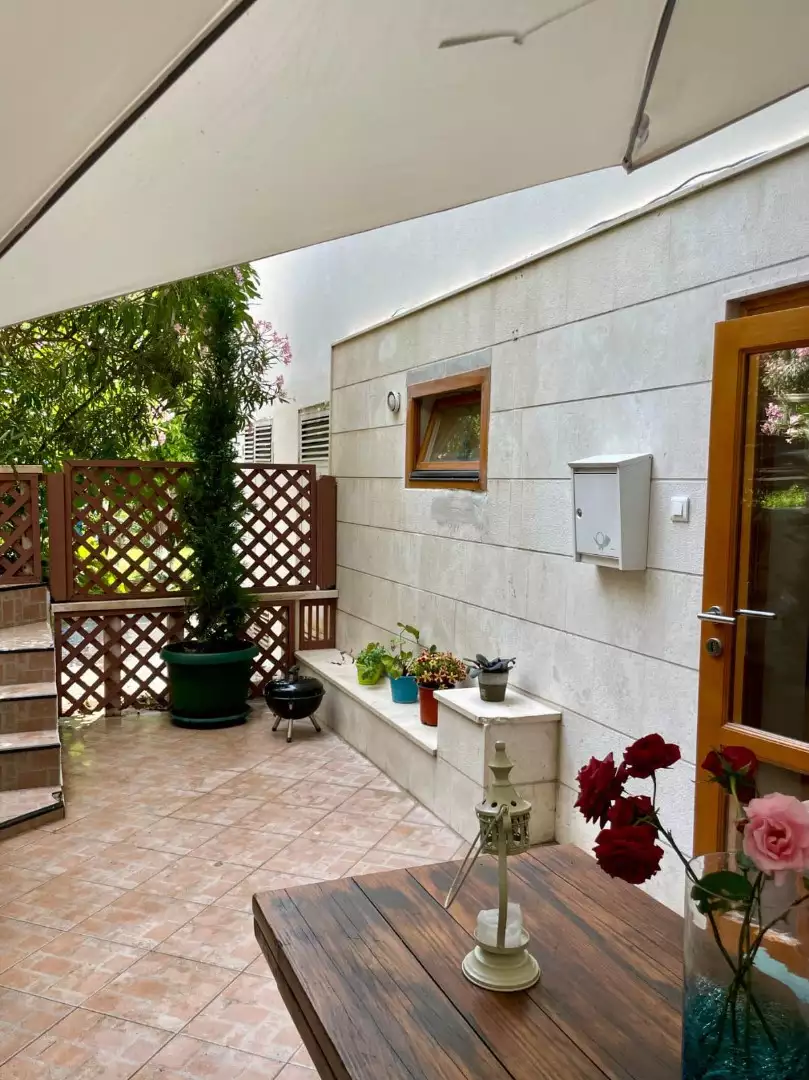 Квартира 24м² в Черногории, Херцег-Нови. Стоимостью 75000€ аренда фото-4