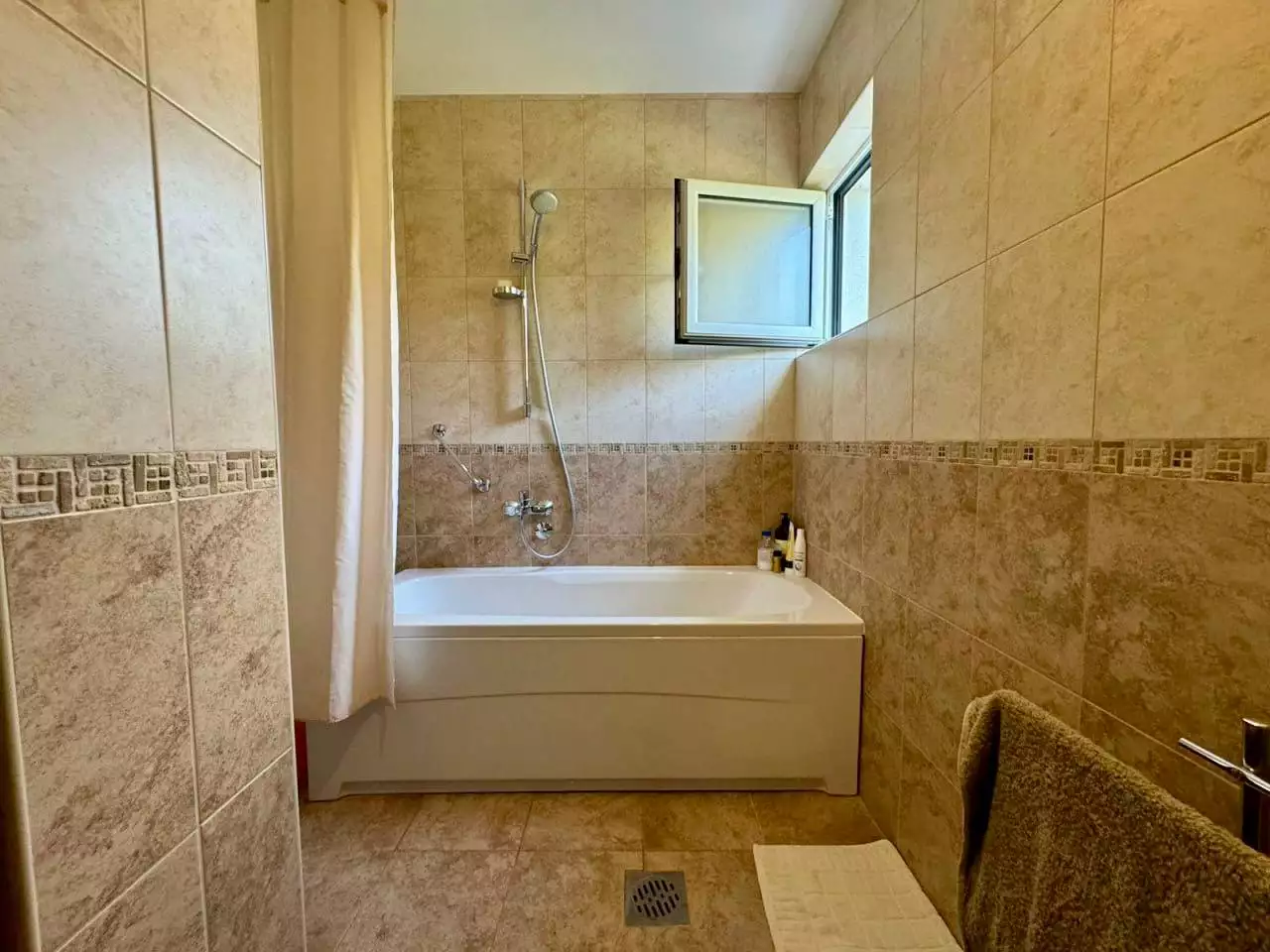 Квартира 98м² в Черногории, Бечичи. Стоимостью 285000€ аренда фото-9