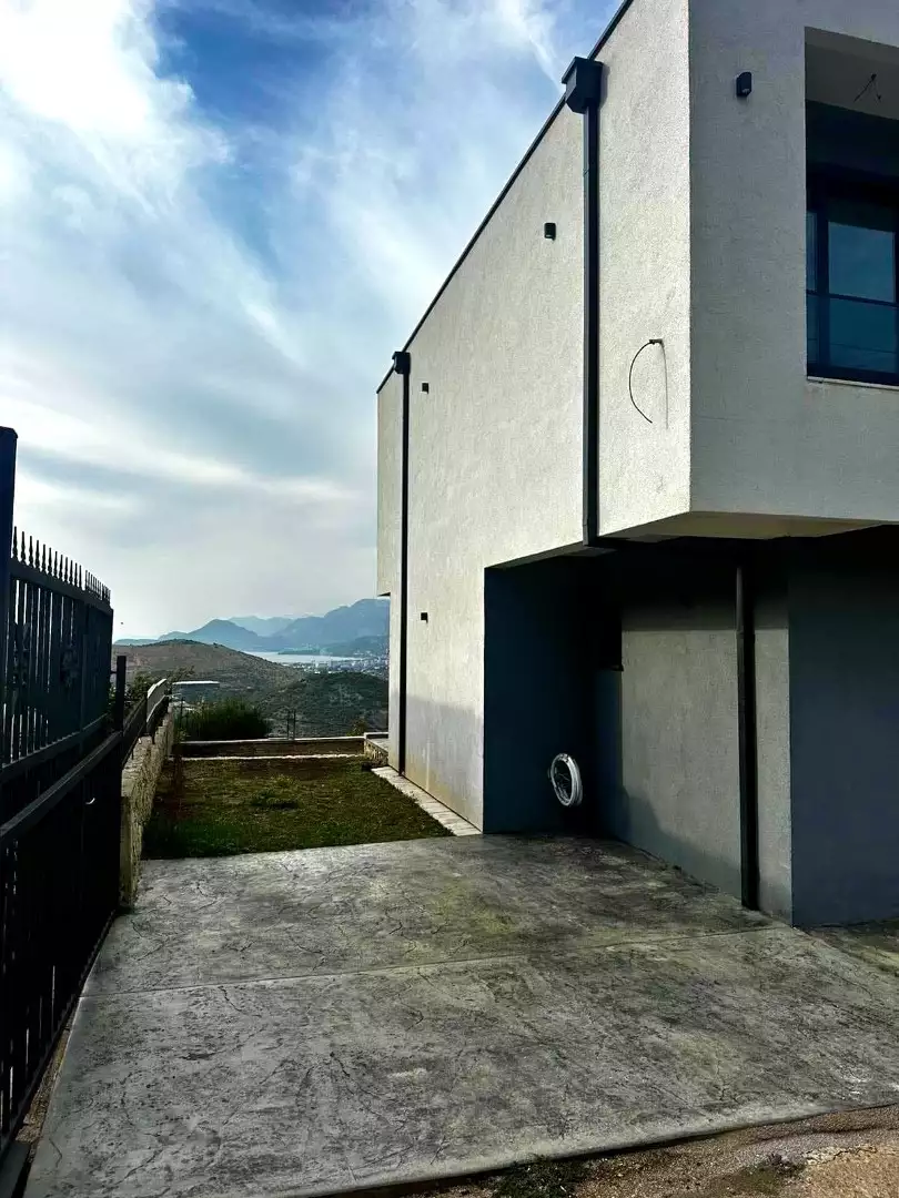 Дом 220м² в Черногории, Бар. Стоимостью 320000€ аренда фото-5