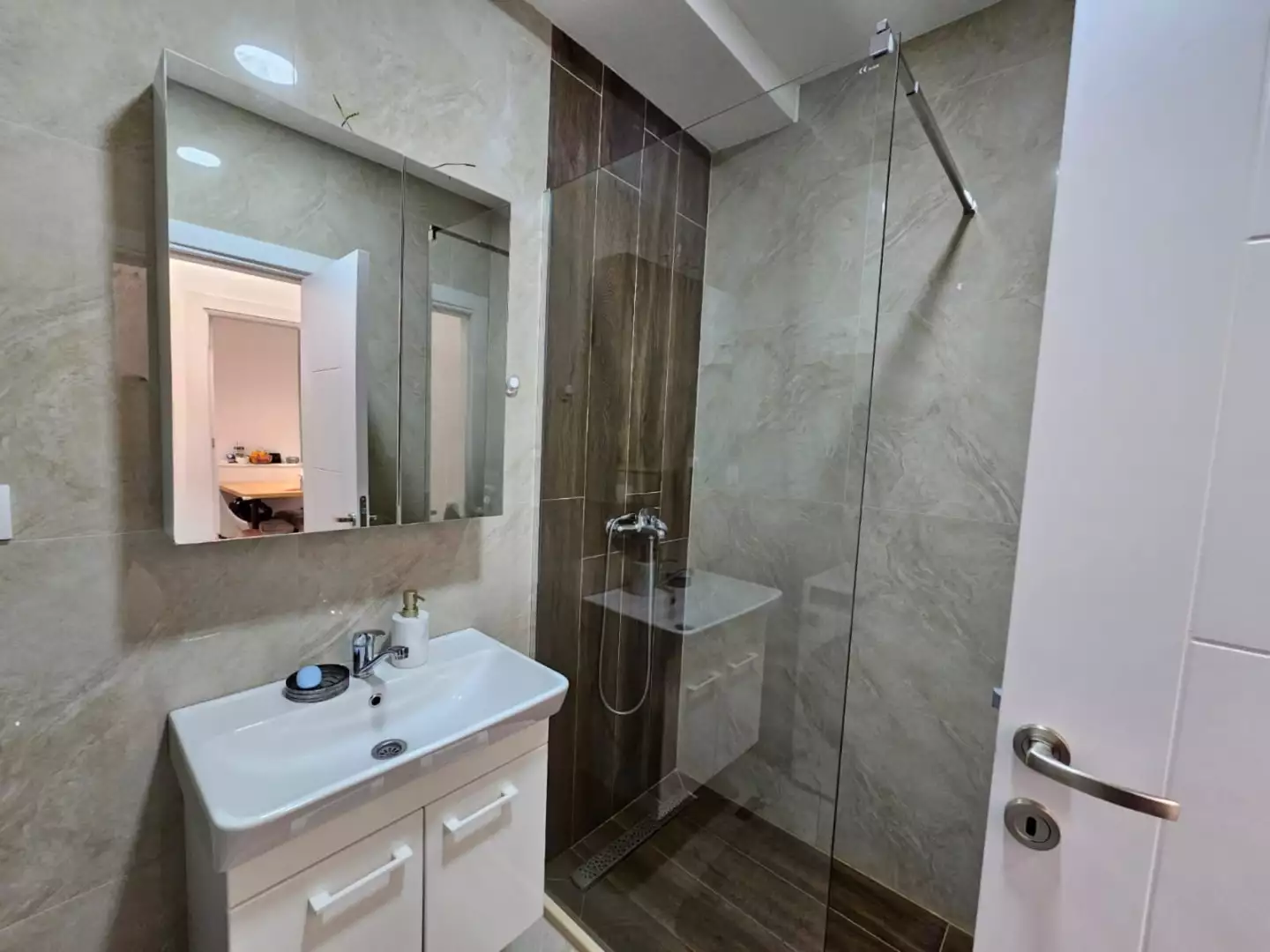 Квартира 45м² в Черногории, Бар. Стоимостью 155000€ аренда фото-17