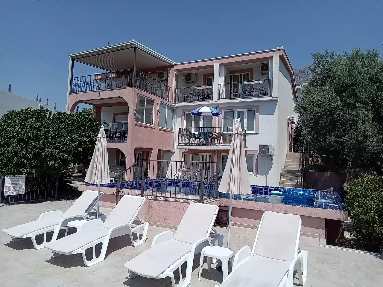 Дом 209м² в Черногории, Добра Вода. Стоимостью 600000€ аренда фото-1