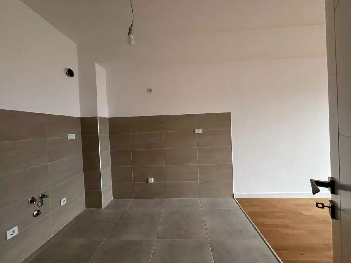 Квартира 80м² в Черногории, Тиват. Стоимостью 330000€ аренда фото-3