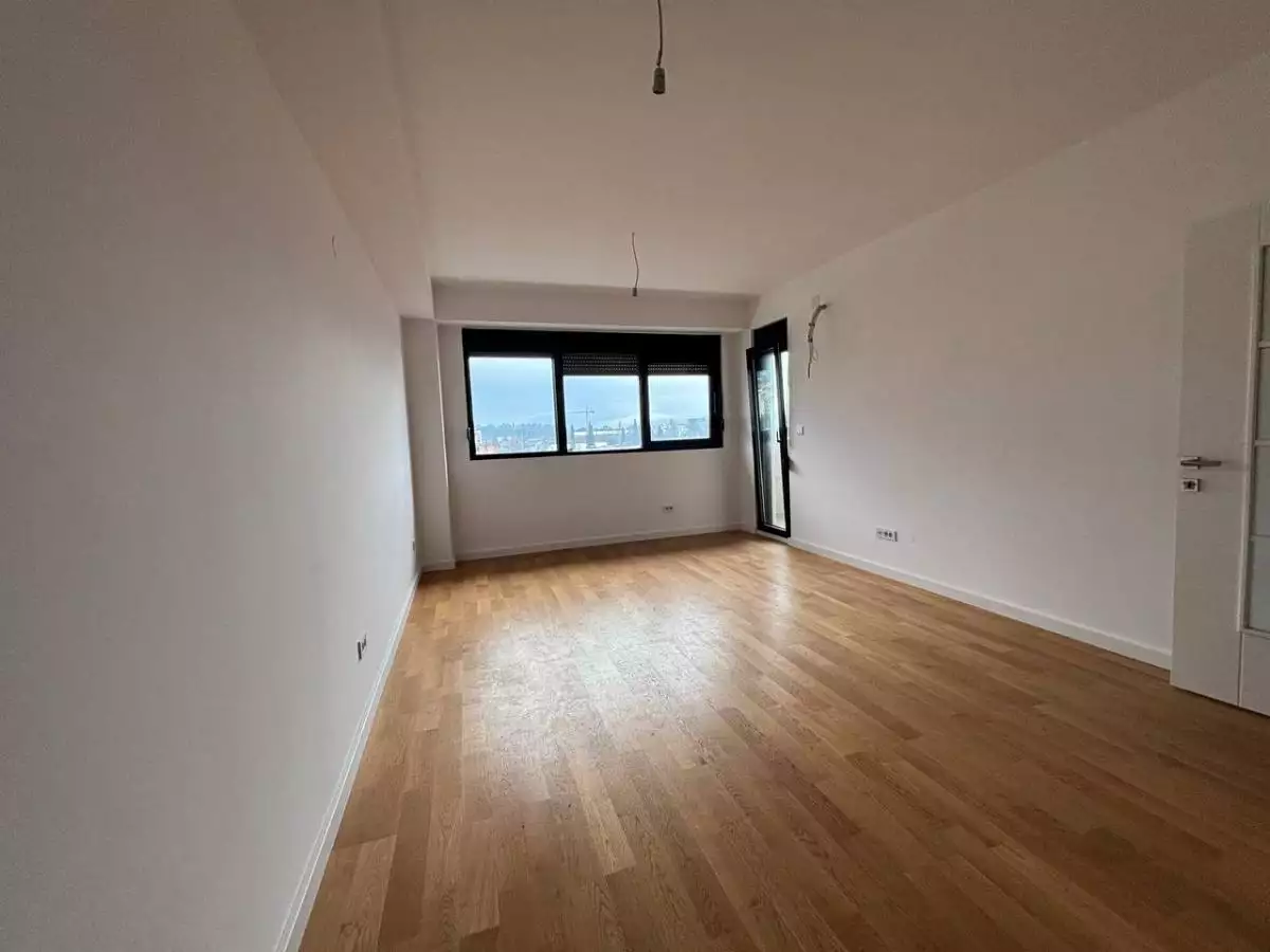 Квартира 80м² в Черногории, Тиват. Стоимостью 330000€ аренда фото-4