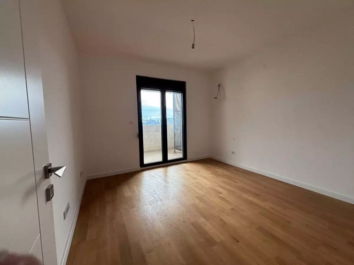 Квартира 80м² в Черногории, Тиват. Стоимостью 330000€ аренда фото-5