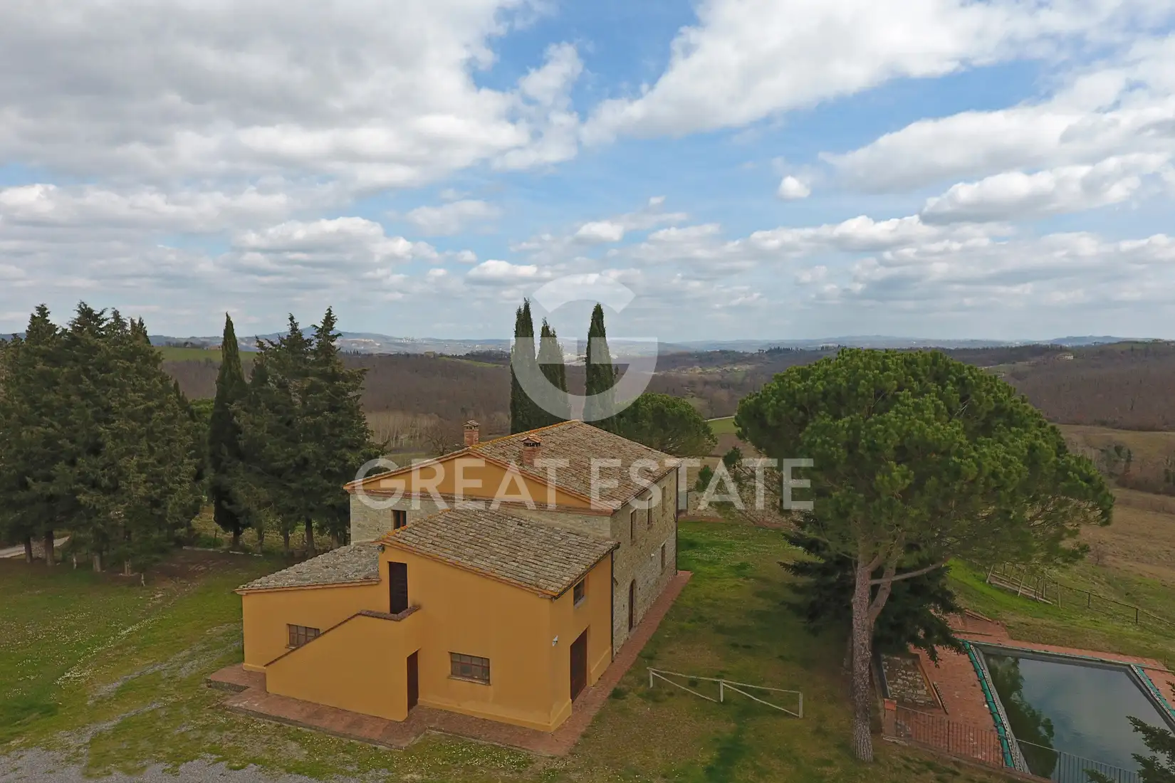 Дача 567м² в Италии, Сиена. Стоимостью 2550000€ аренда фото-5