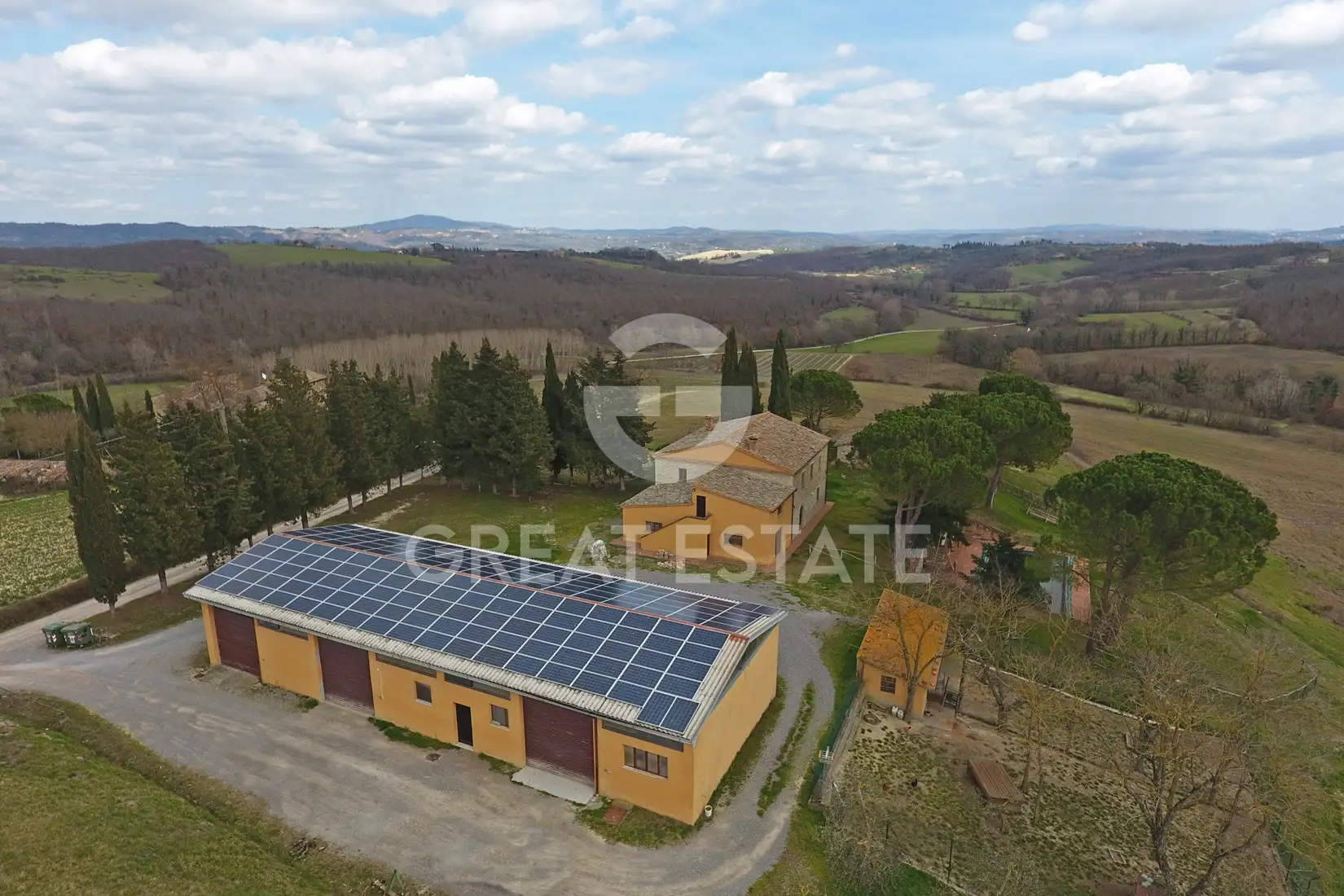 Дача 567м² в Италии, Сиена. Стоимостью 2550000€ аренда фото-8