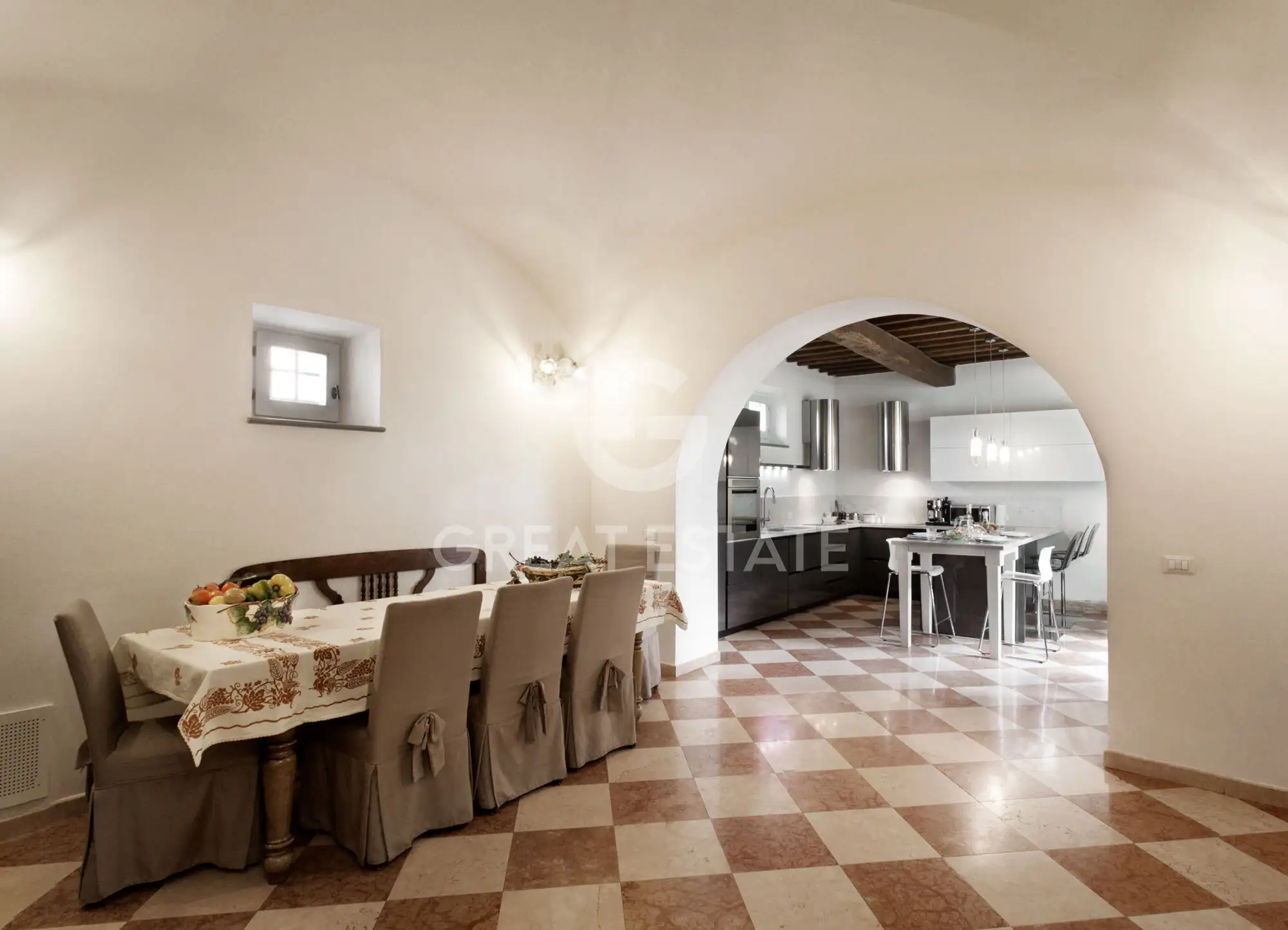 Дом 1200м² в Италии, Ареццо. Стоимостью 3200000€ аренда фото-8