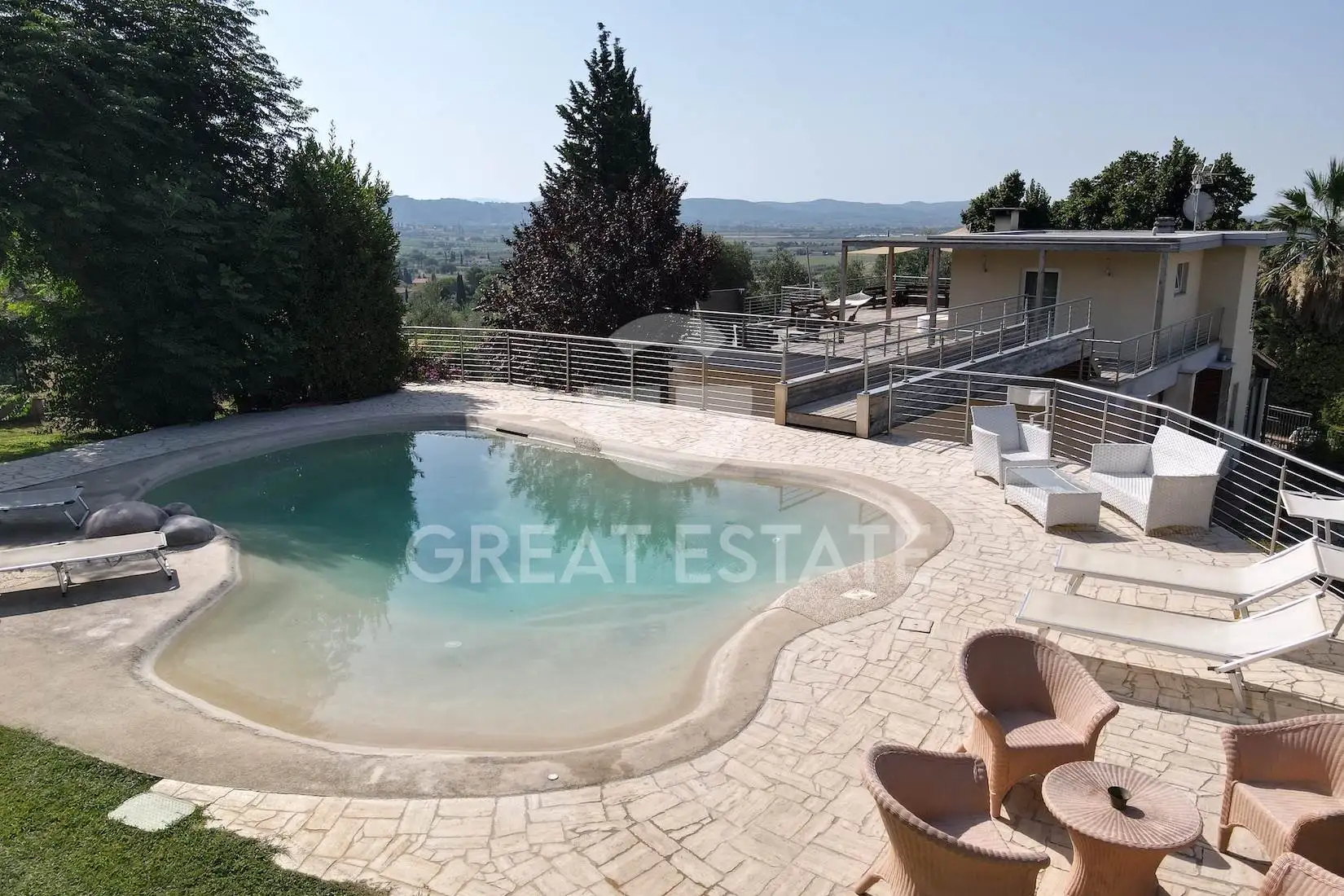 Вилла 400м² в Италии, Ливорно. Стоимостью 670000€ аренда фото-1