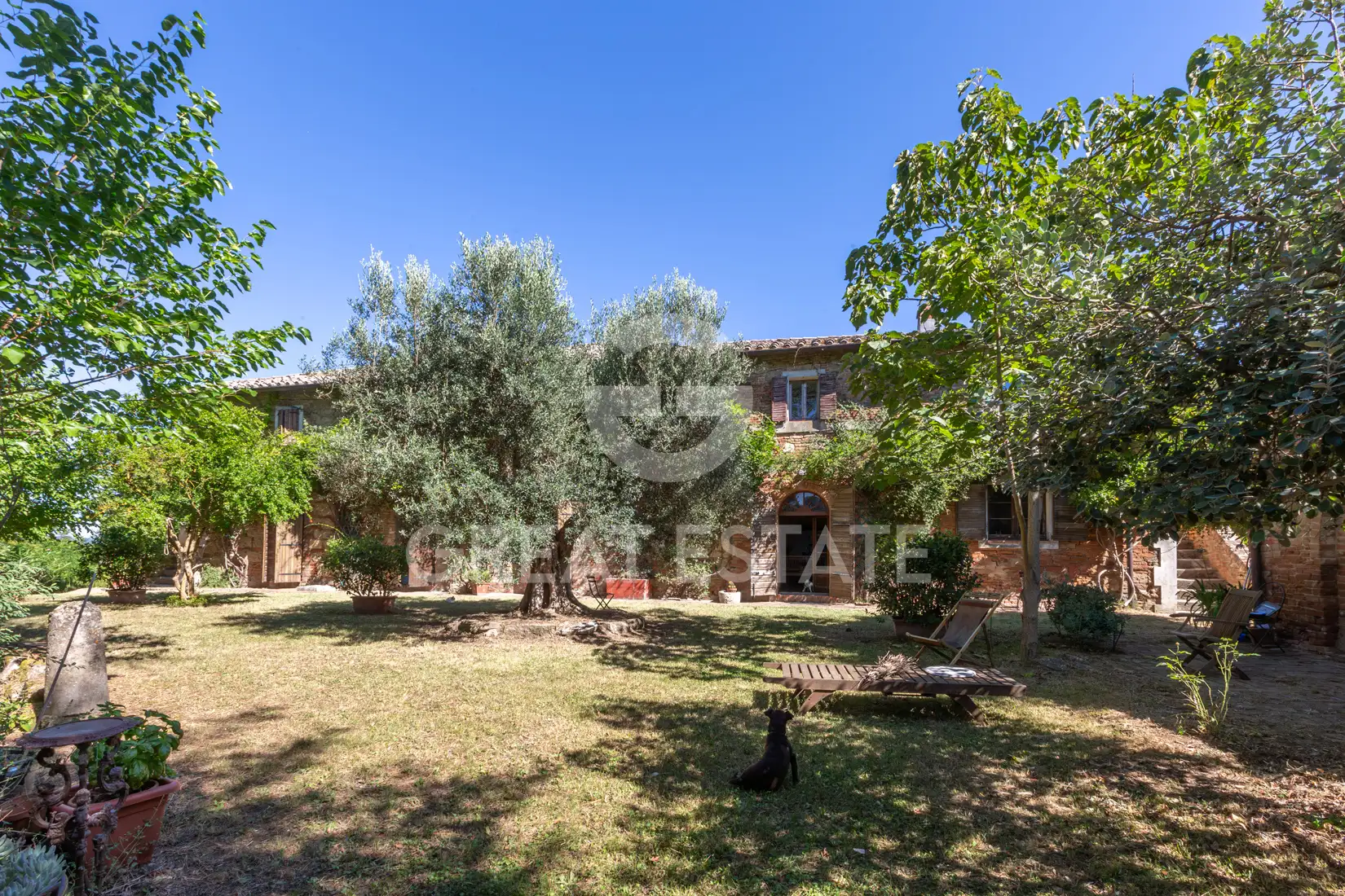 Дом 1272м² в Италии, Сиена. Стоимостью 1290000€ аренда фото-7