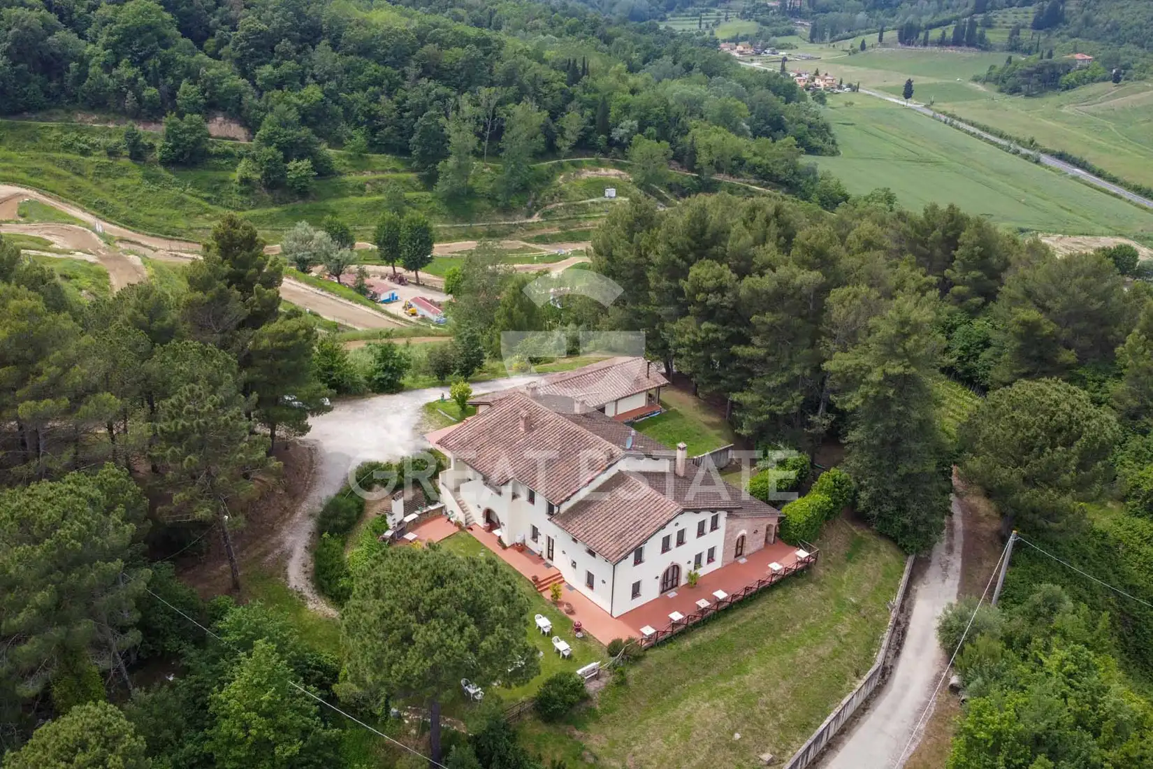 Дом 1043м² в Италии, Пиза. Стоимостью 1390000€ аренда фото-1