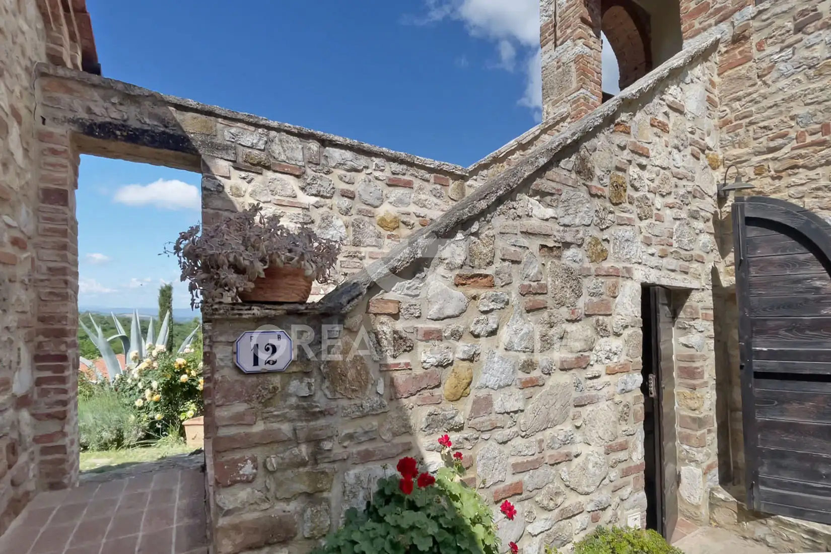 Дом 876м² в Италии, Сиена. Стоимостью 2500000€ аренда фото-9