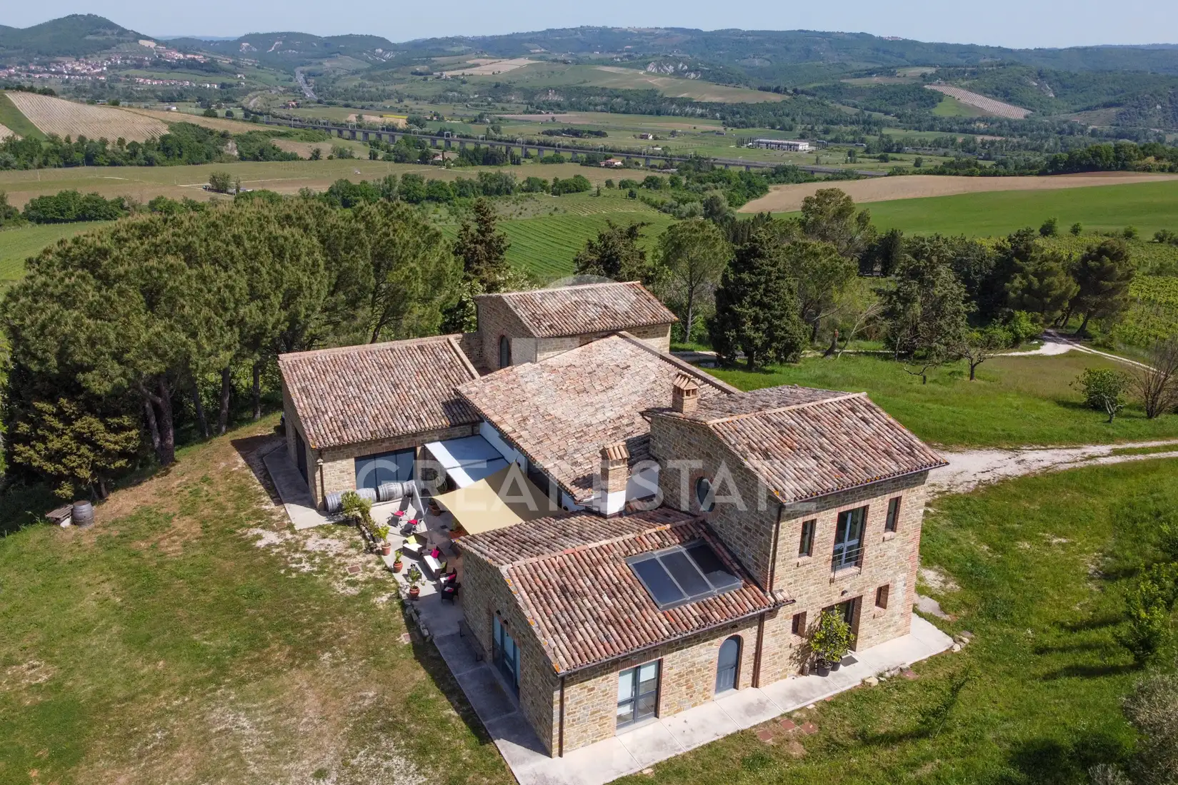 Дом 558м² в Италии, Терни. Стоимостью 2300000€ аренда фото-9