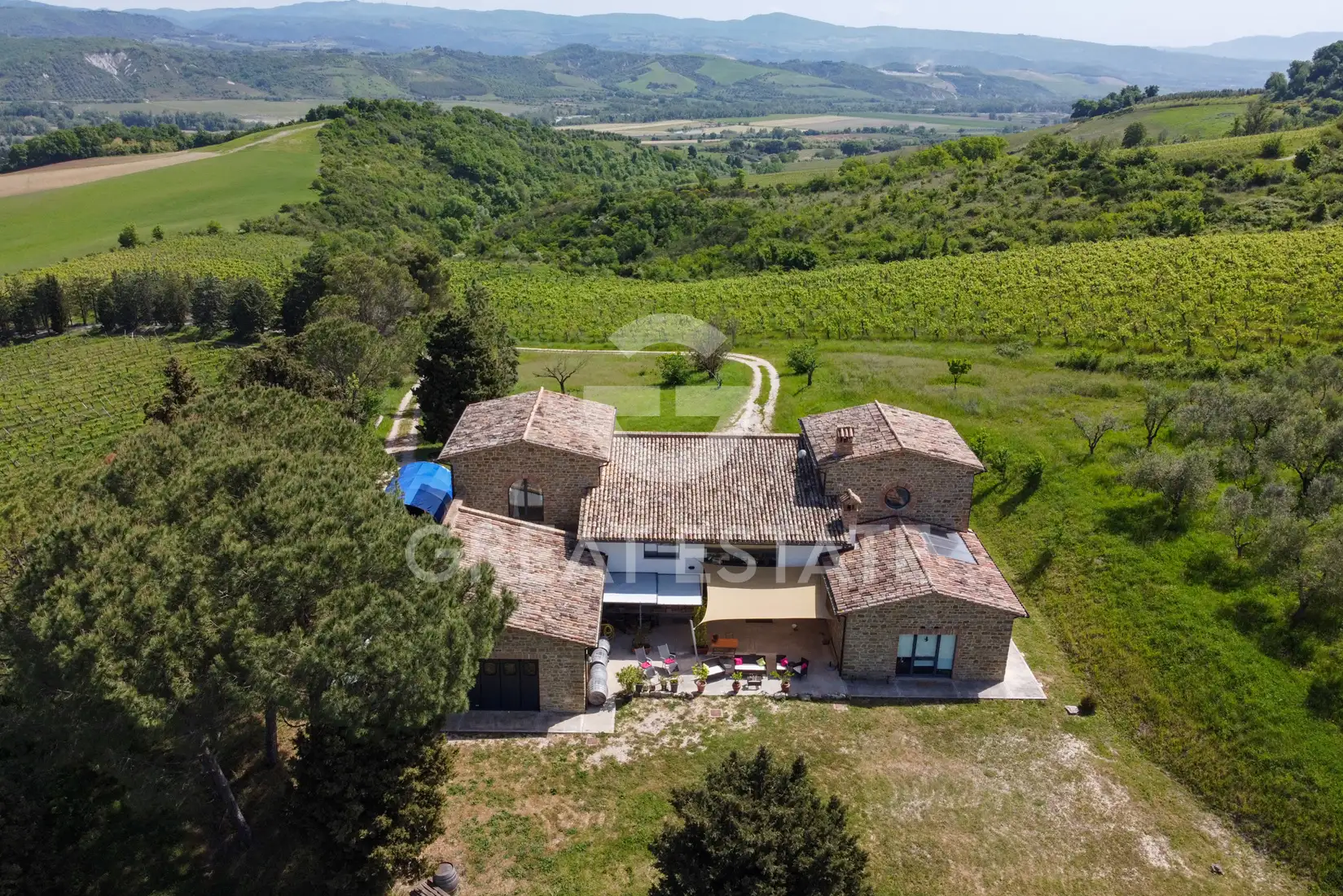 Дом 558м² в Италии, Терни. Стоимостью 2300000€ аренда фото-10