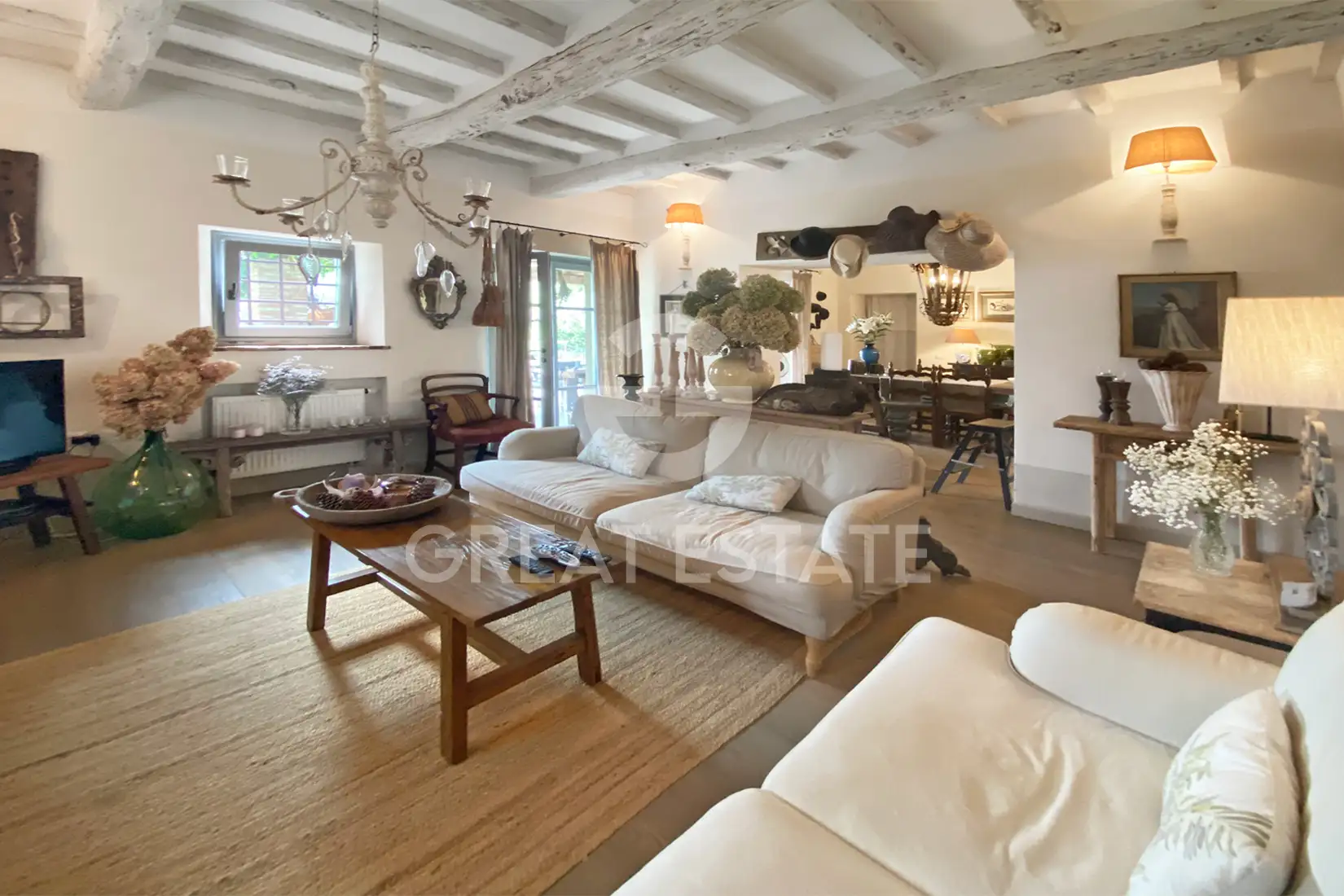 Дом 320м² в Италии, Ареццо. Стоимостью 1200000€ аренда фото-14
