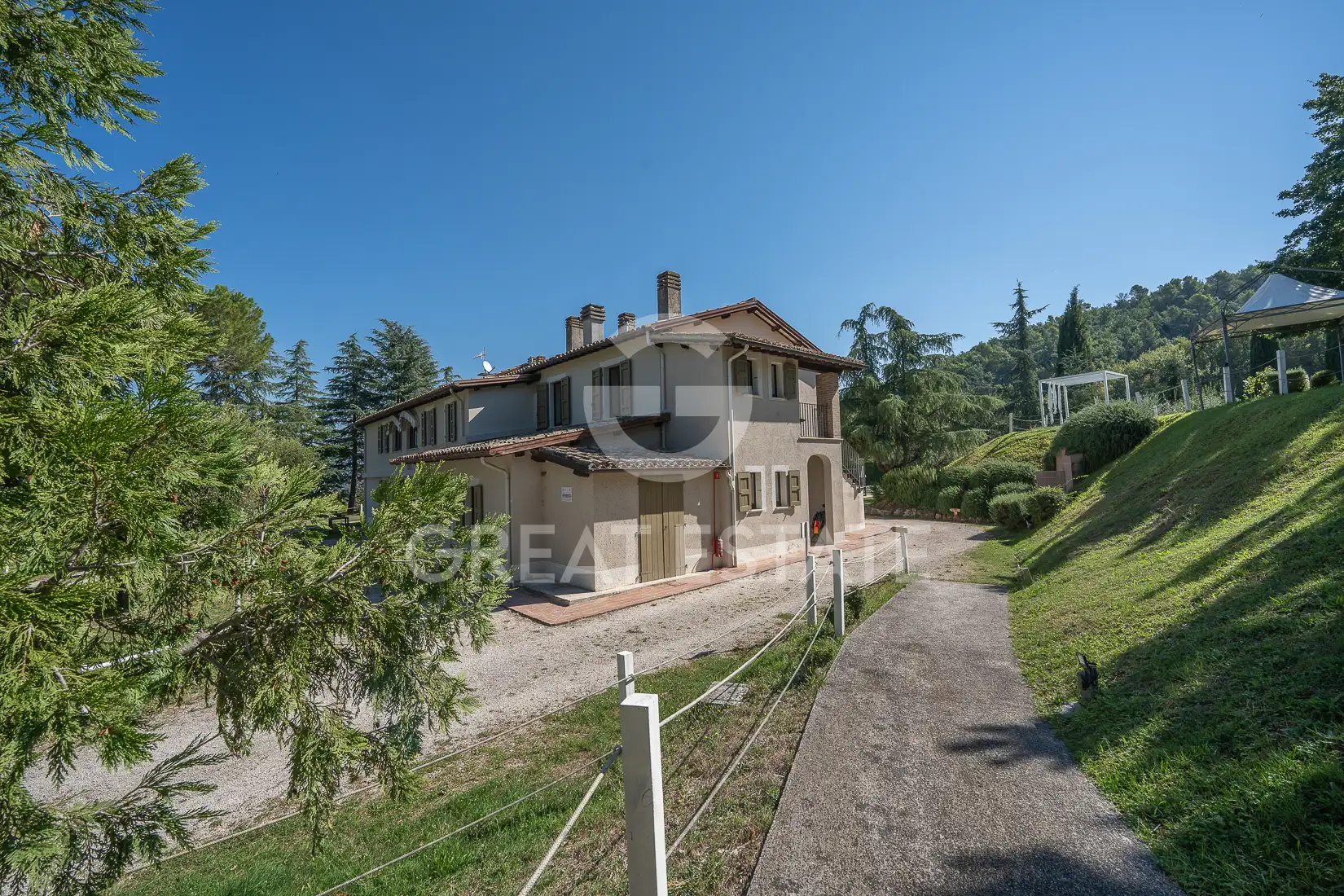 Дом 900м² в Италии, Перуджа. Стоимостью 1350000€ аренда фото-7