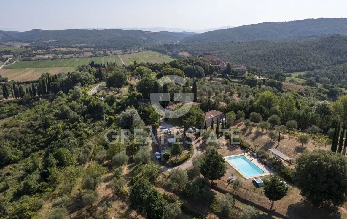 Дом 540м² в Италии, Сиена. Стоимостью 1200000€ аренда фото-4