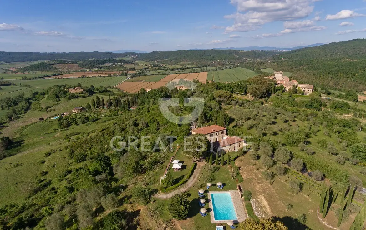 Дом 540м² в Италии, Сиена. Стоимостью 1200000€ аренда фото-5