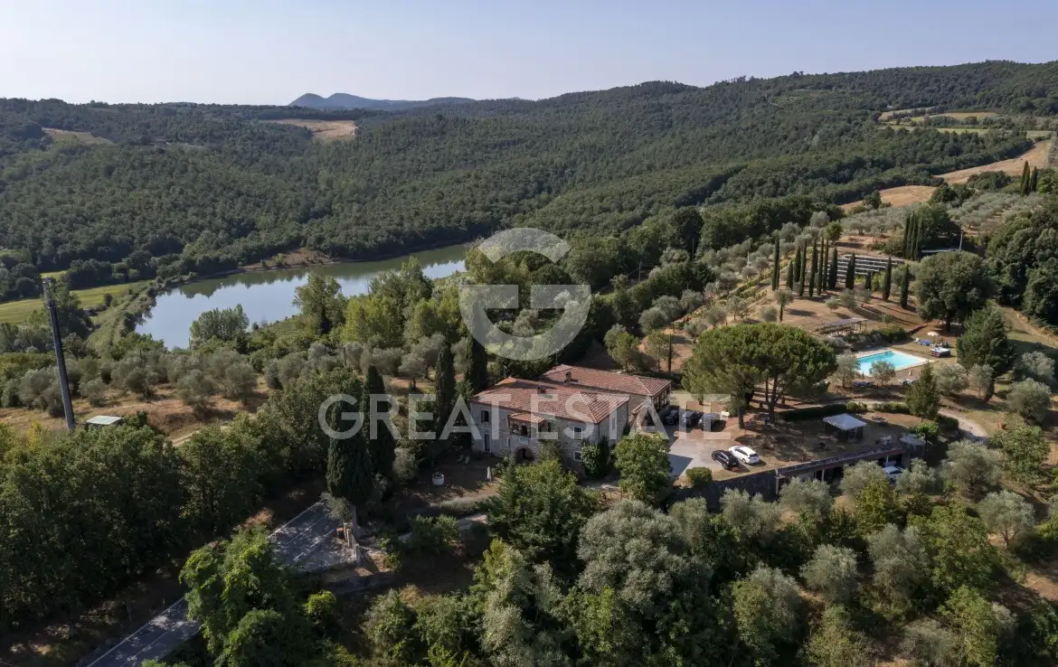 Дом 540м² в Италии, Сиена. Стоимостью 1200000€ аренда фото-6