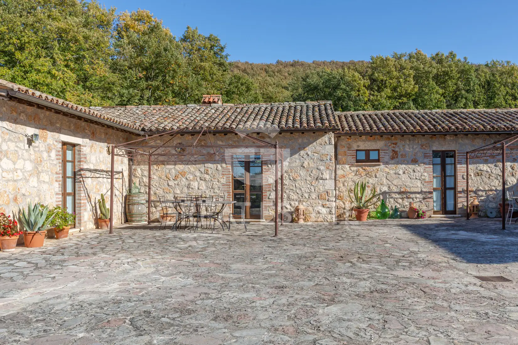 Дом 377м² в Италии, Перуджа. Стоимостью 780000€ аренда фото-8