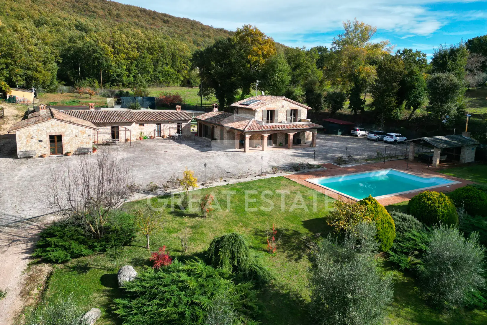 Дом 377м² в Италии, Перуджа. Стоимостью 780000€ аренда фото-2
