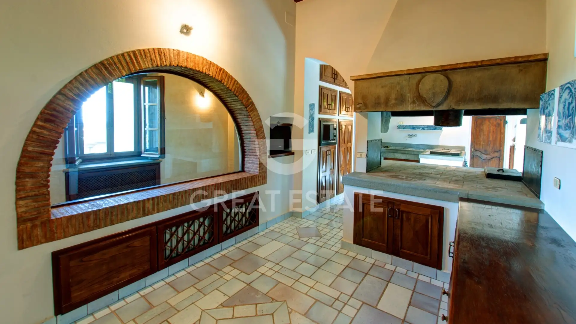 Вилла 1009м² в Италии, Ареццо. Стоимостью 1500000€ аренда фото-8
